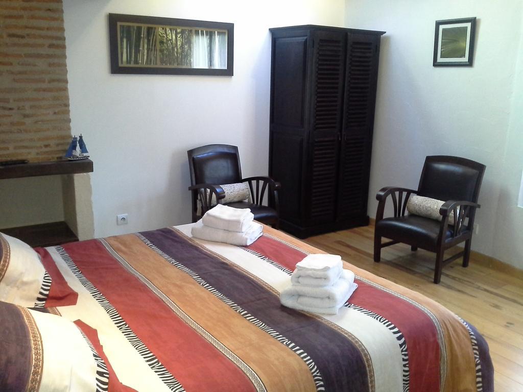 Maison D'Hotes Brameloup Jardin Ovale Coudures Zimmer foto